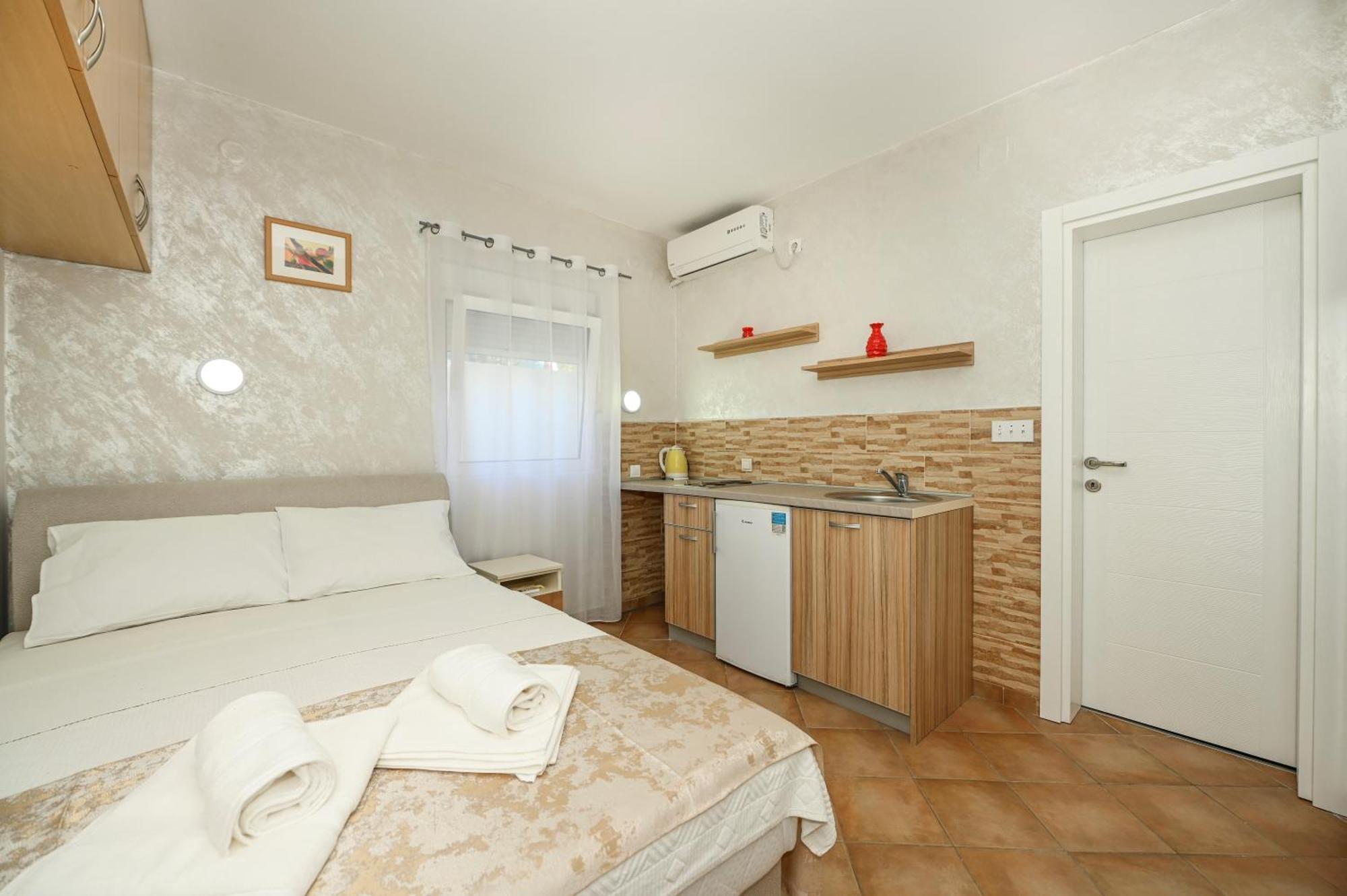 Villa Lux Rajovic Budva Eksteriør billede