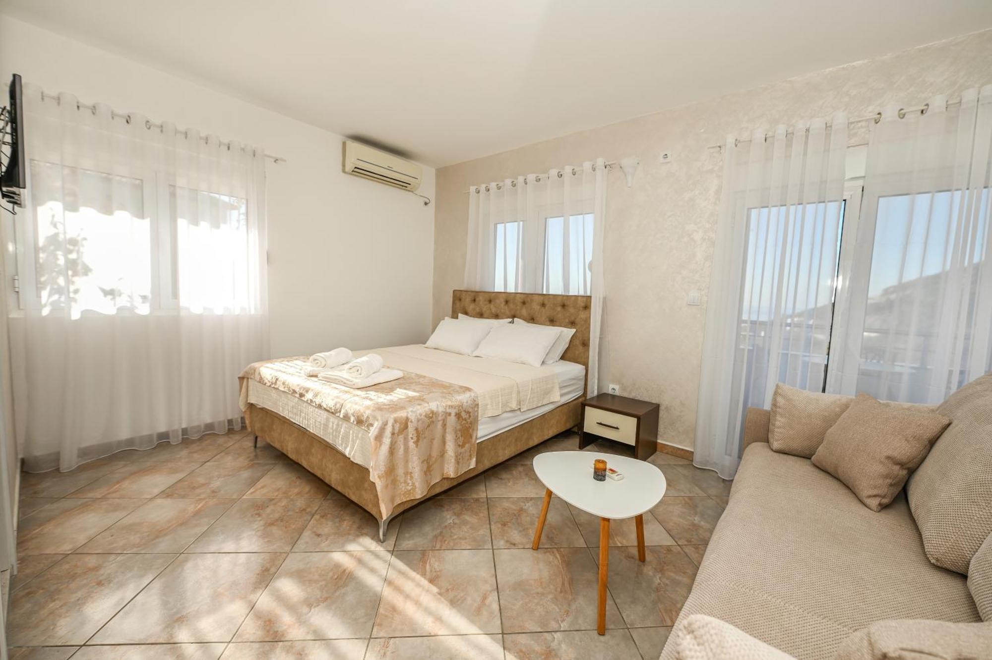 Villa Lux Rajovic Budva Eksteriør billede