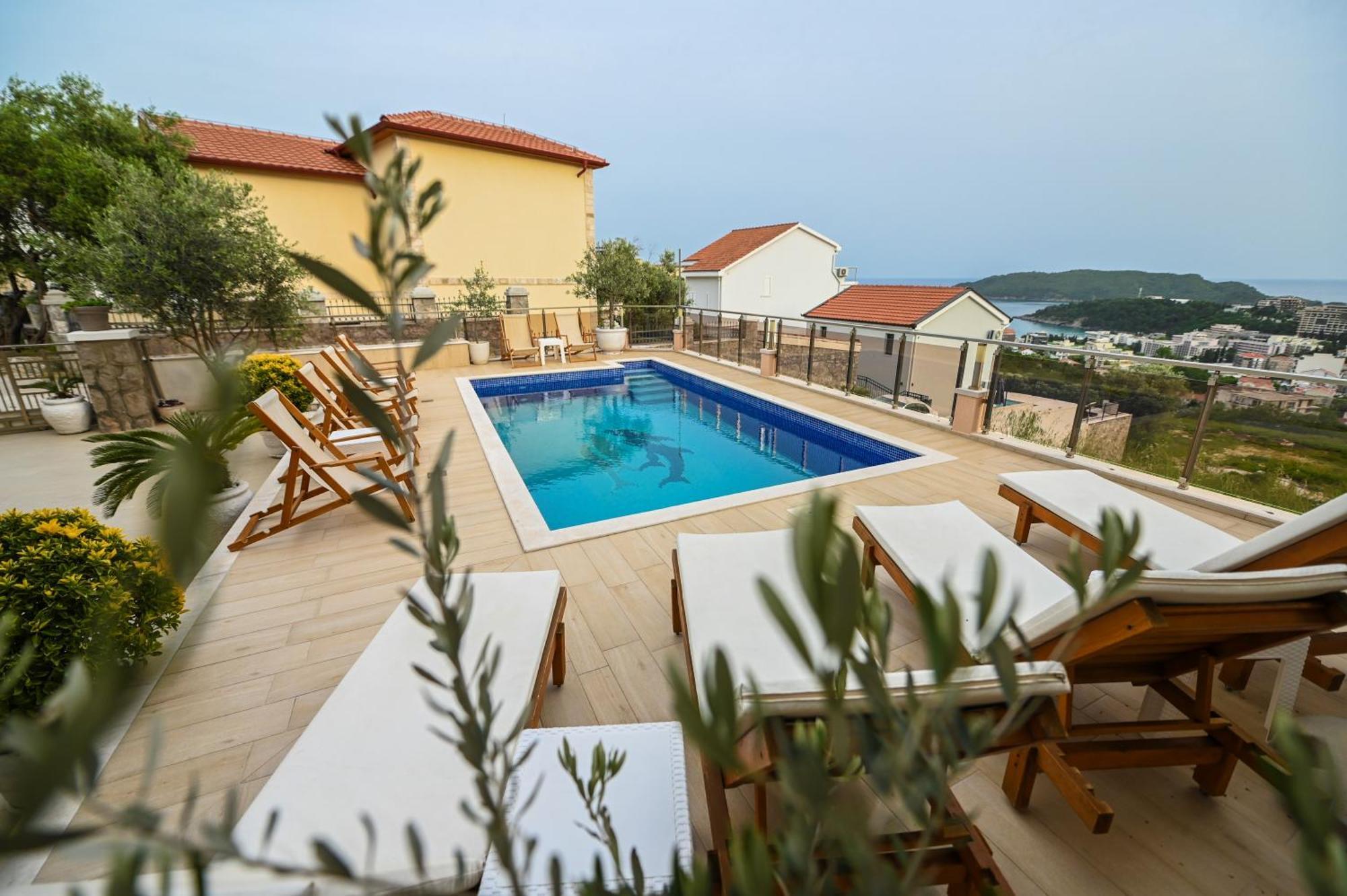Villa Lux Rajovic Budva Eksteriør billede