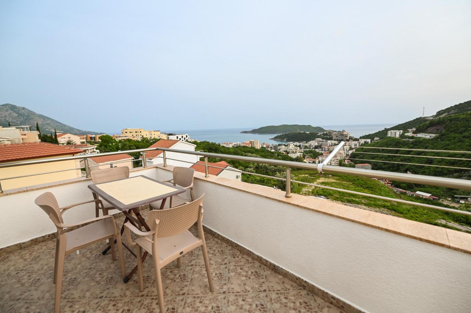 Villa Lux Rajovic Budva Eksteriør billede